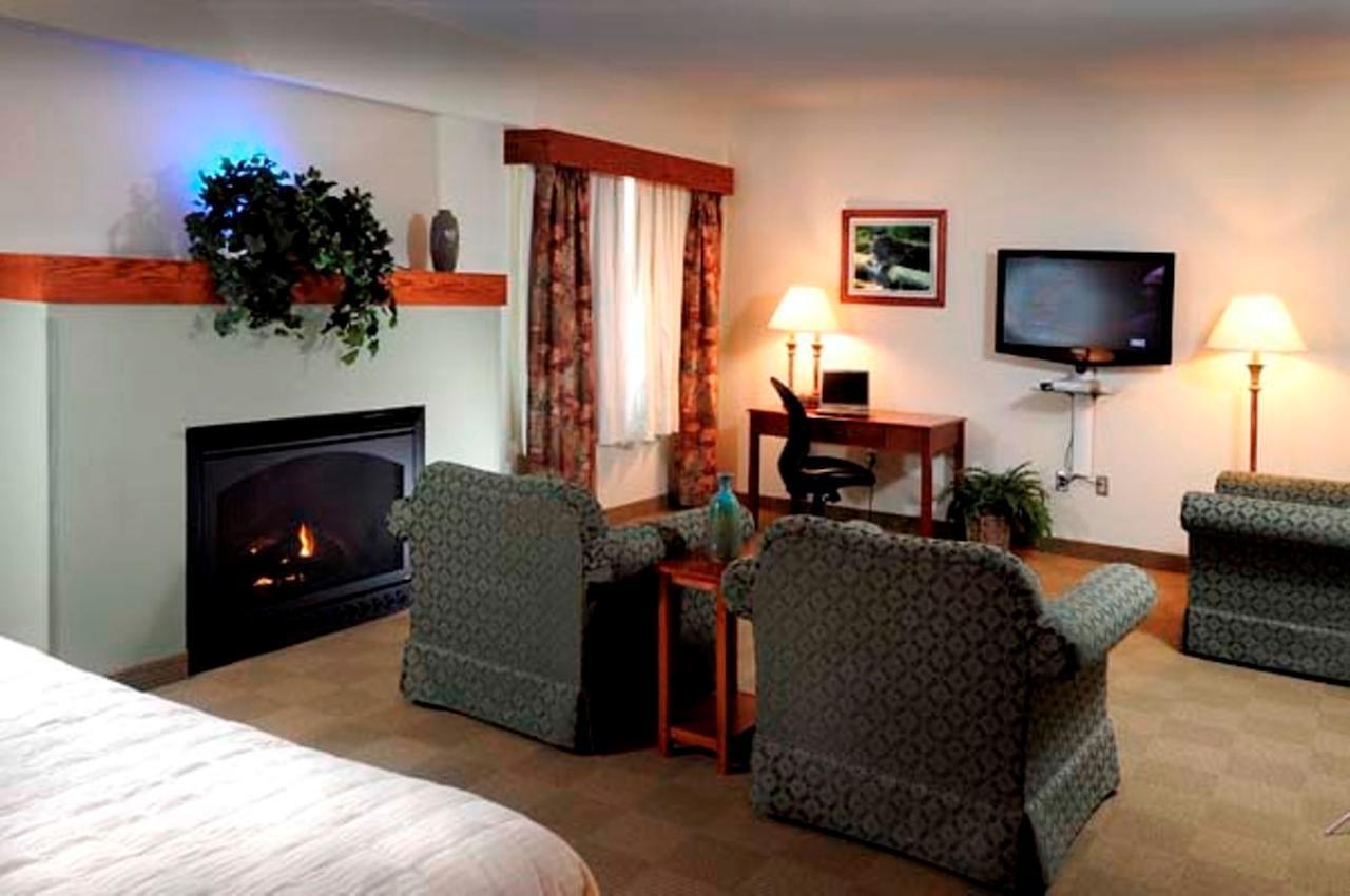 Chief Logan Lodge Hotel & Conference Zimmer foto