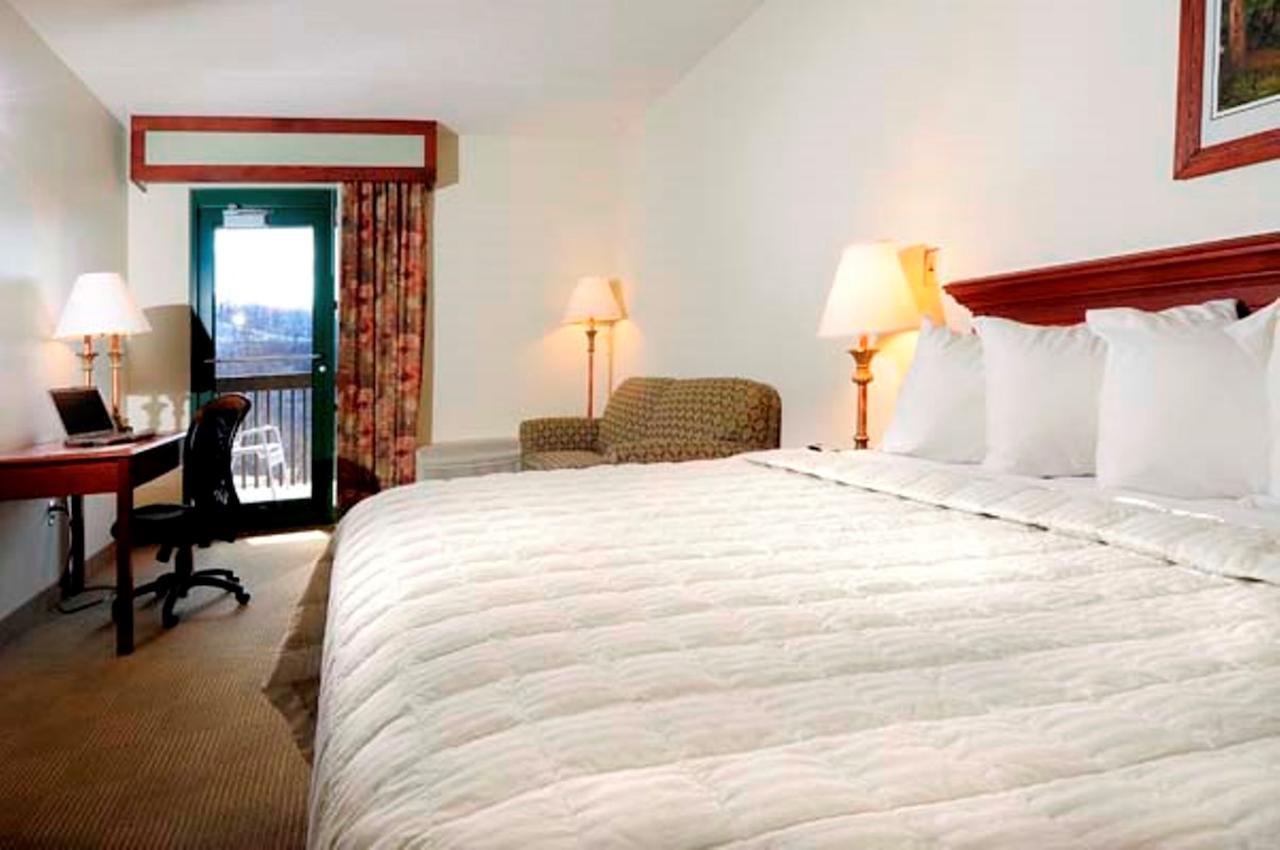 Chief Logan Lodge Hotel & Conference Zimmer foto
